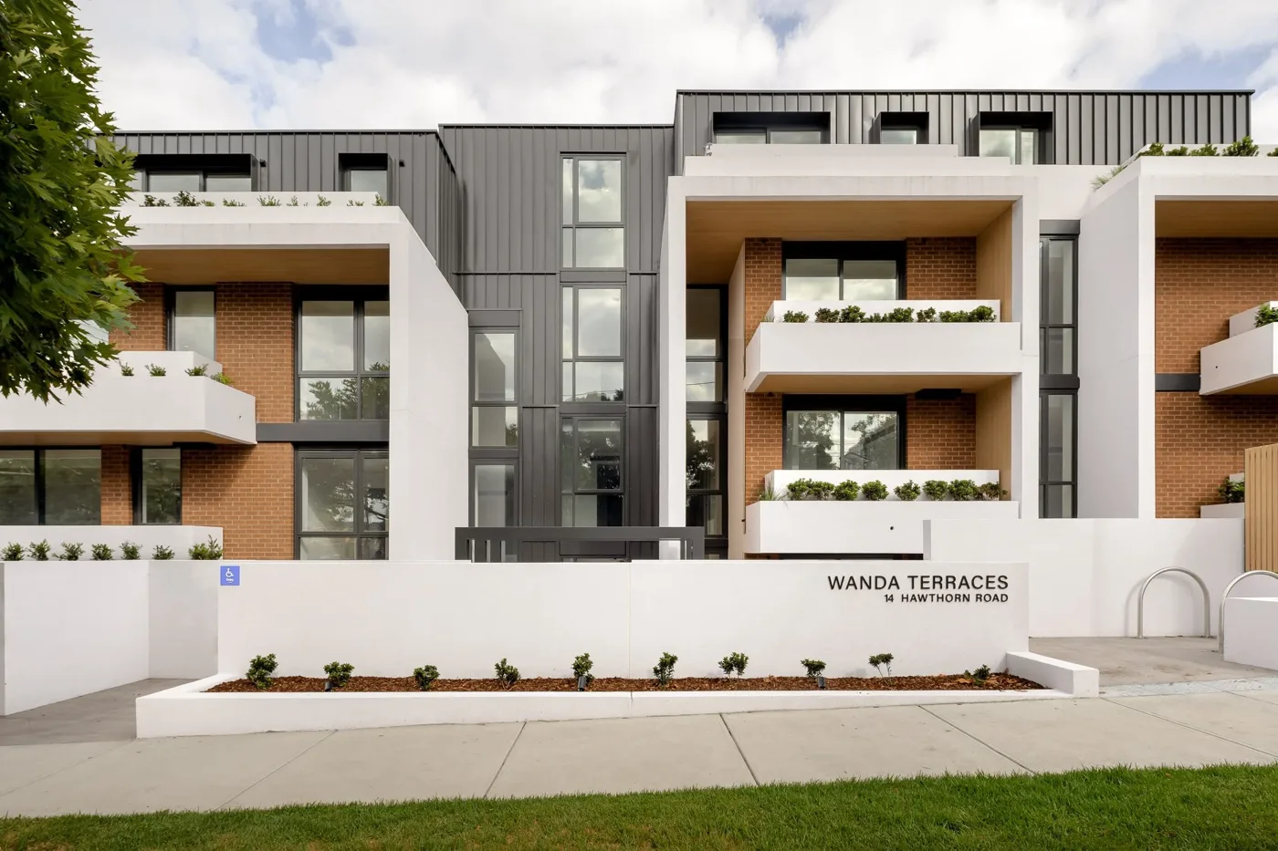 Apartment building in Caulfield